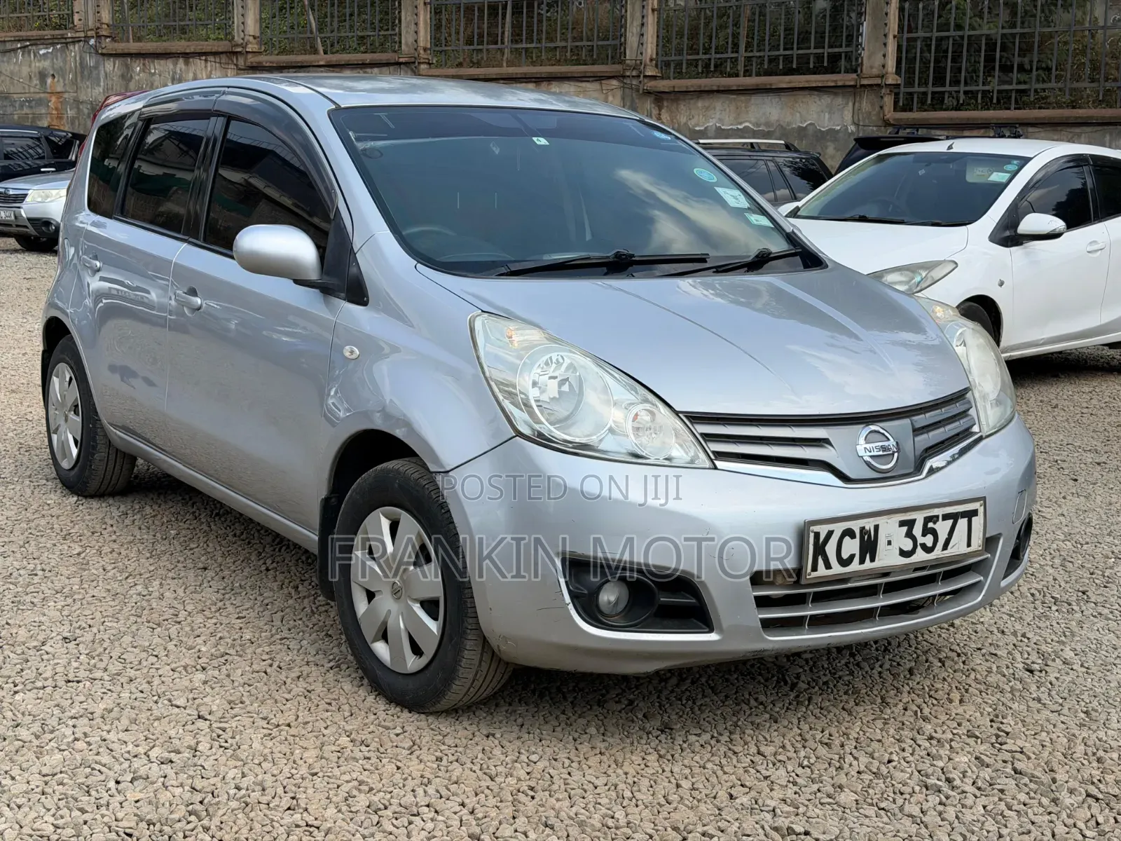Nissan Note 2012 Silver