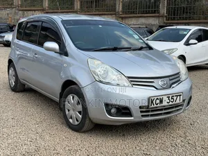 Nissan Note 2012 Silver