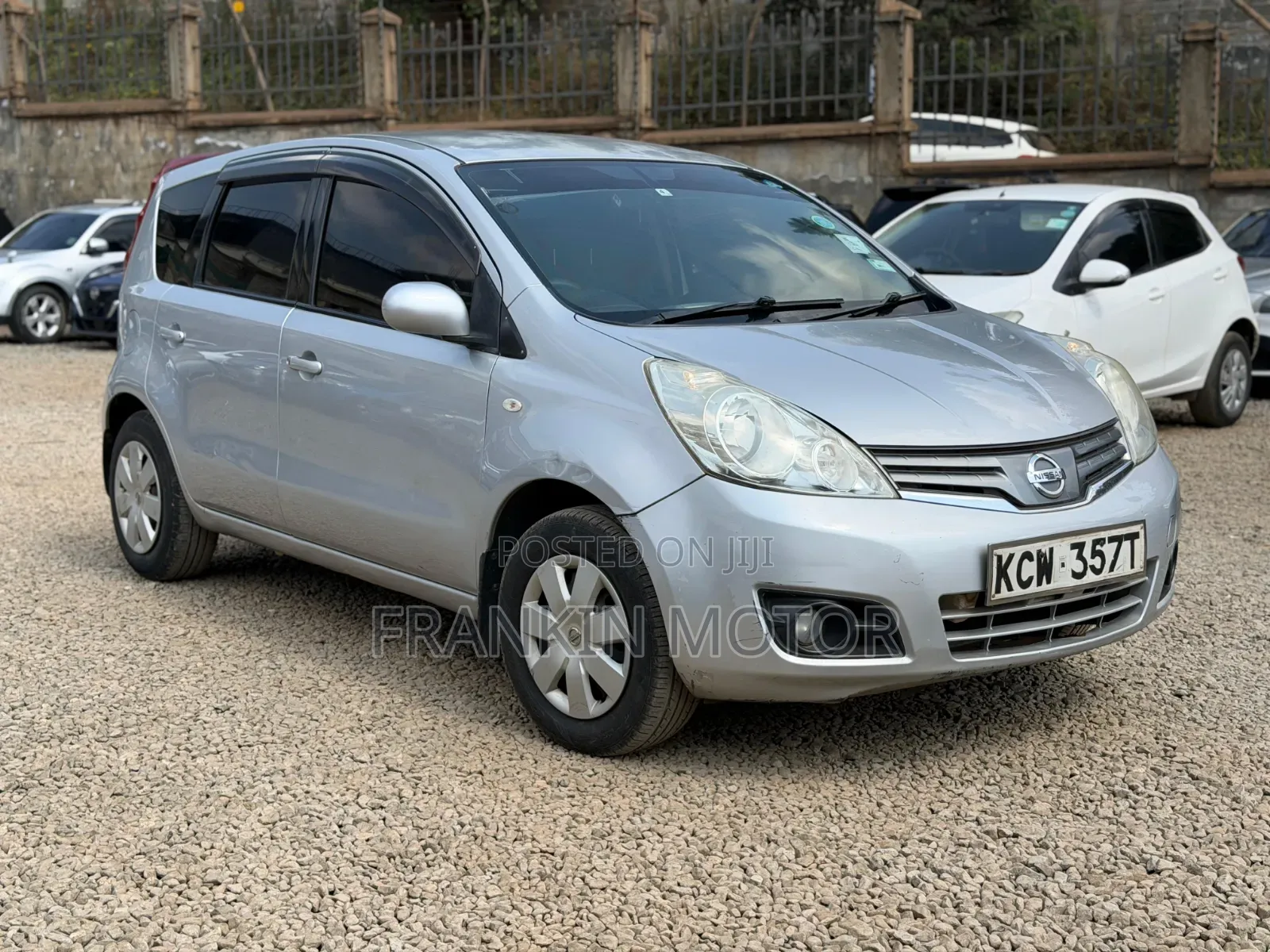 Nissan Note 2012 Silver