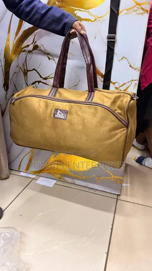 Dekee Courdry Duffle Travelling Bags at 1800