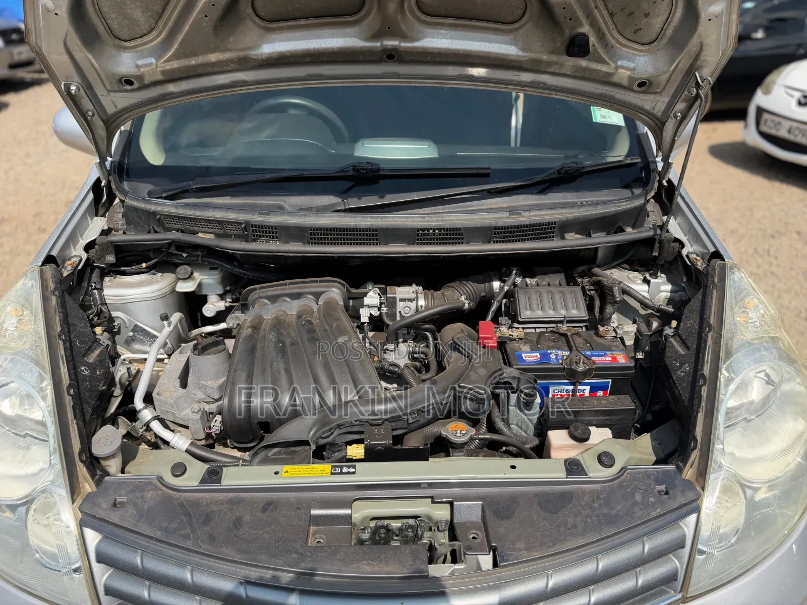 Nissan Note 2012 Silver
