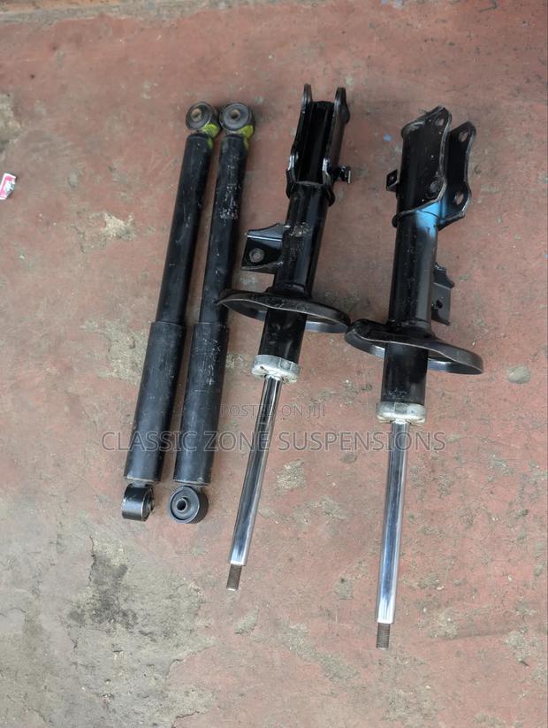Suzuki Escudo Shock Absorbers. - thumbnail 3