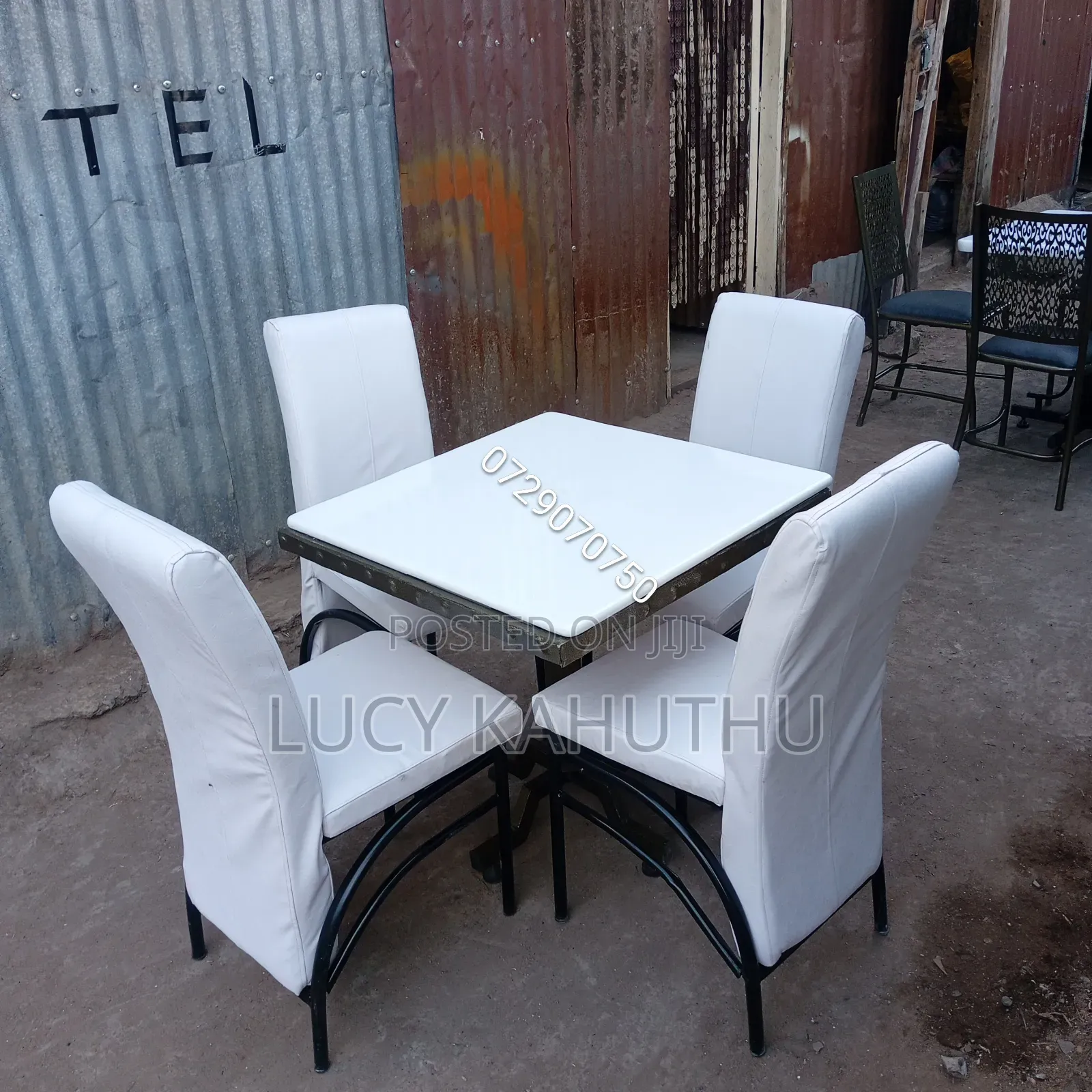White Executive Set With Knobs Table