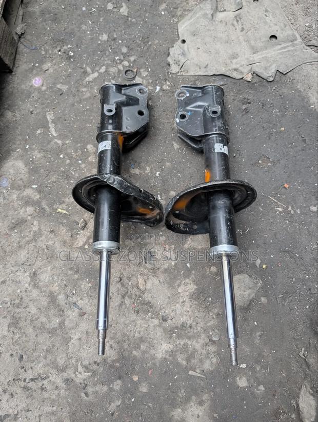 Subaru Impleza Shocks - thumbnail 2