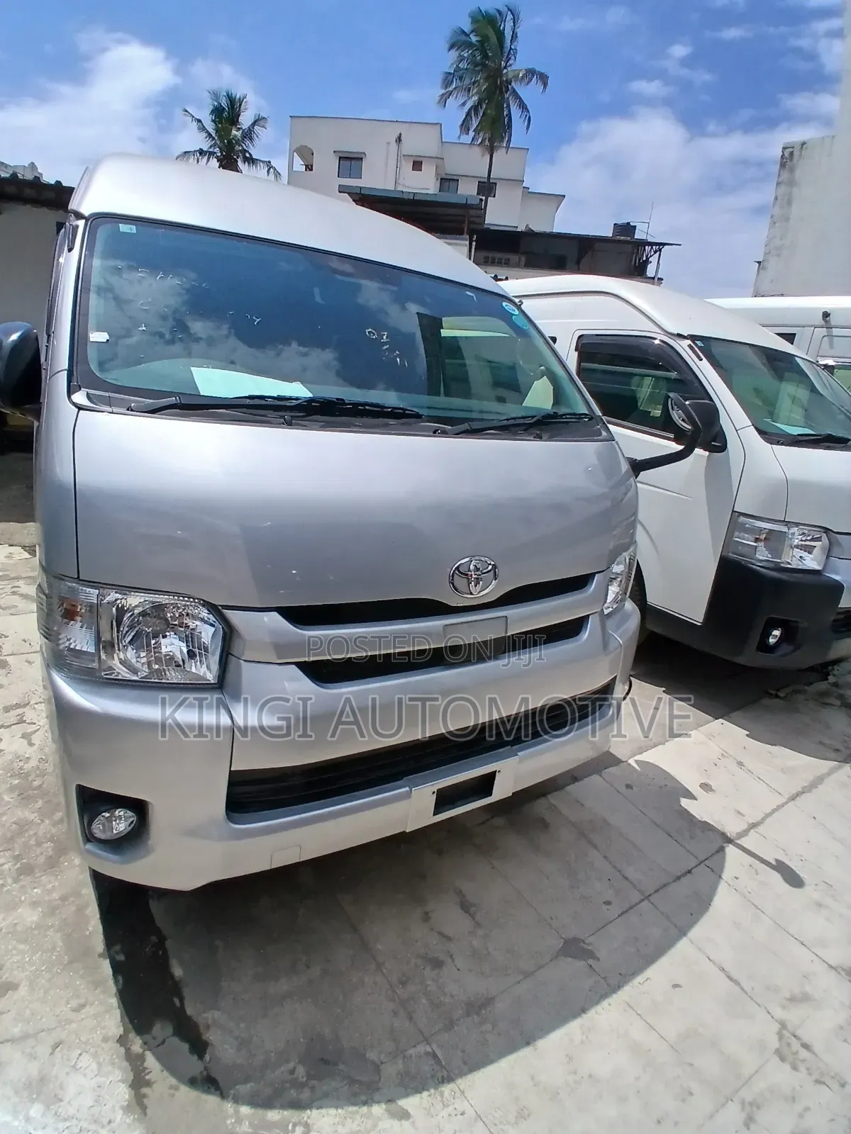 Toyota HiAce 2020 Silver