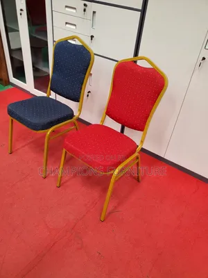 Crown Back Banq Chair