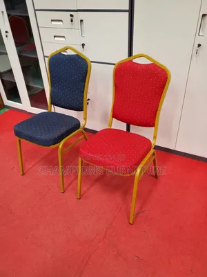 Crown Back Banq Chair