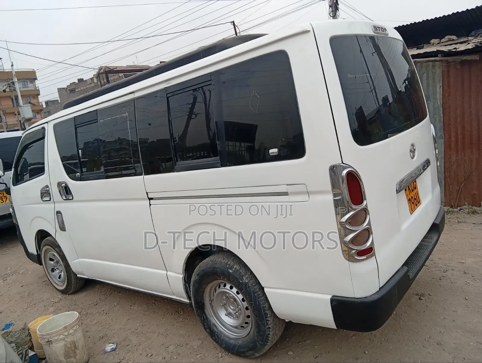 Toyota HiAce 2010 White