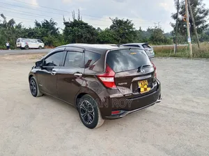 Nissan Note 2017 Brown