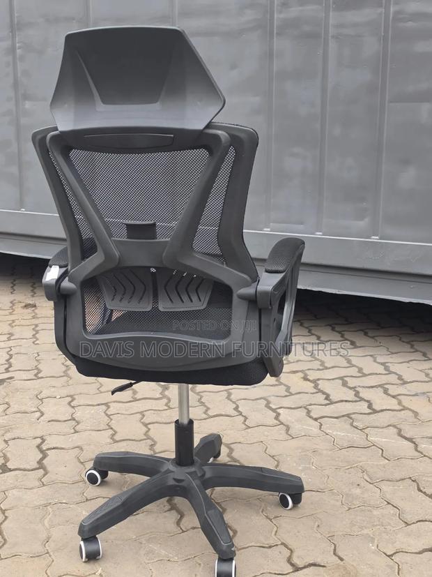 Comfortable Mesh Office Chair - thumbnail 2