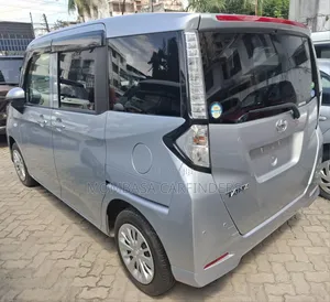 Toyota Tank 2019 Silver