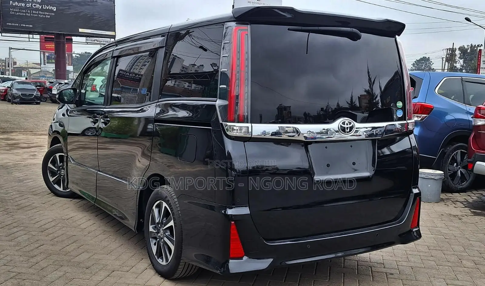 Toyota Noah 2019 Black