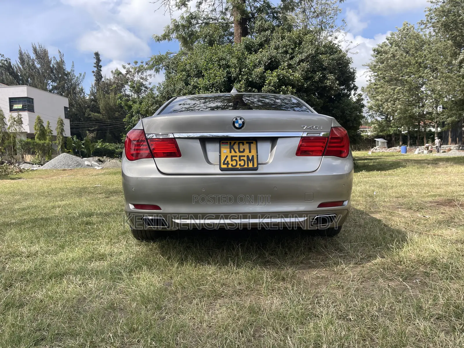 BMW 740 2011 Gray