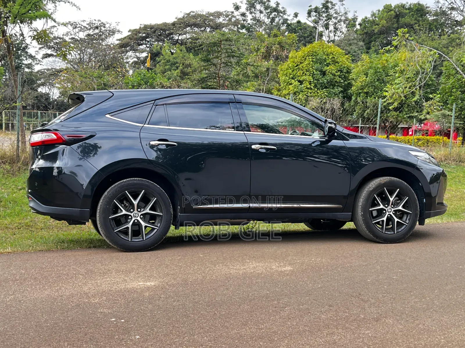 Toyota Harrier 2019 Black