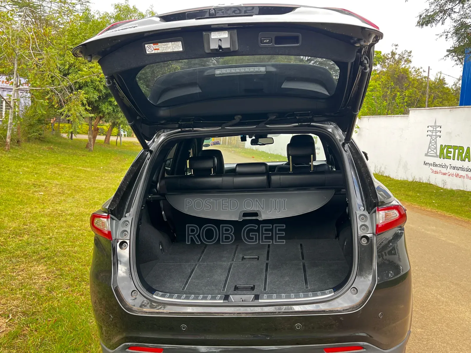 Toyota Harrier 2019 Black