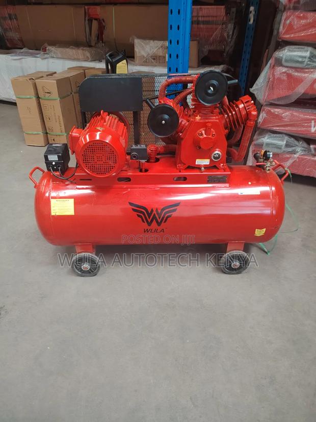 Durable Belt Driven Design 300l Compressor Machine Sunshine - main view