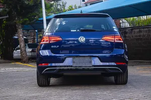 Volkswagen Golf 2019 Blue