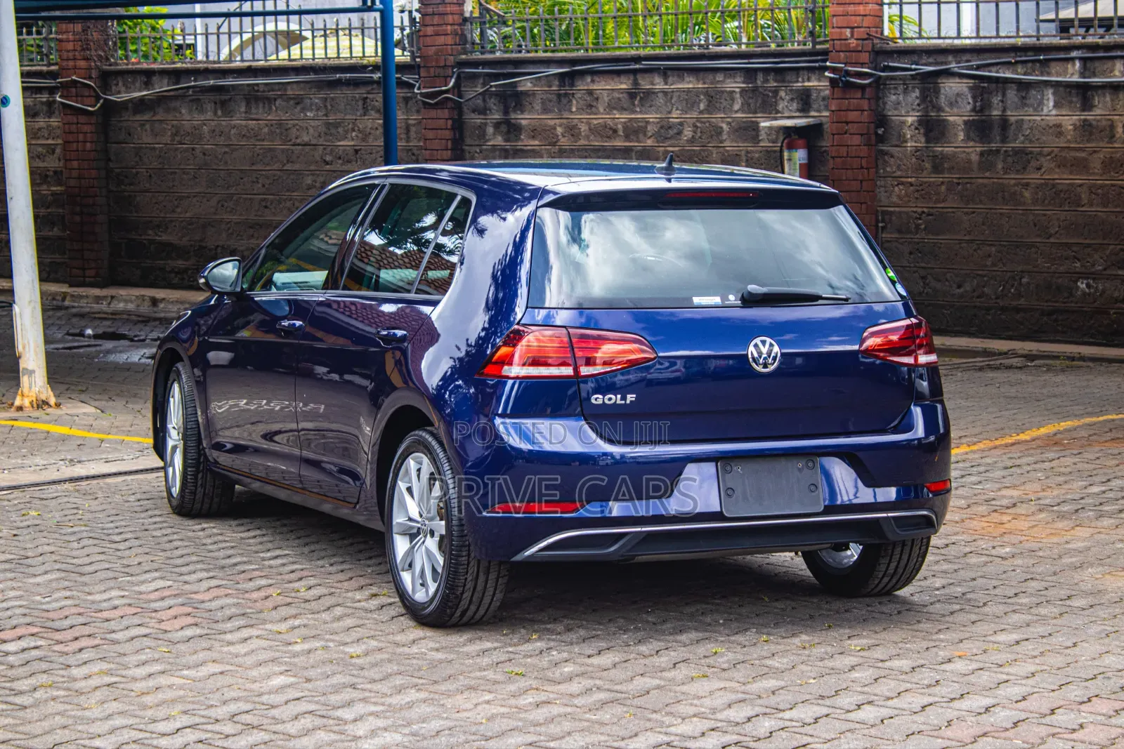 Volkswagen Golf 2019 Blue