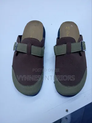 Clogs Brown