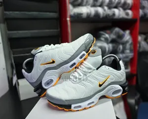 Nike Air Max Plus TN Sneakers White / Grey / Orange