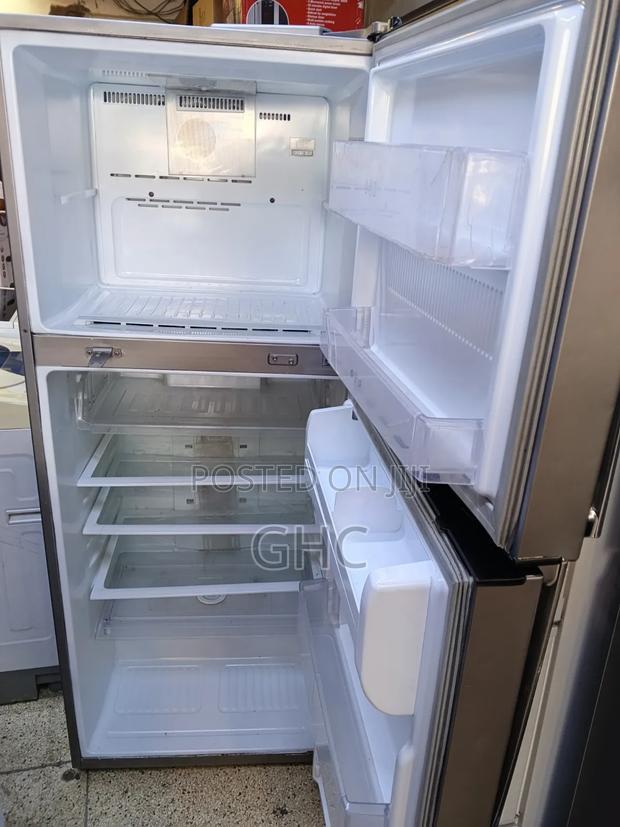 LG Double Door Fridge - thumbnail 2