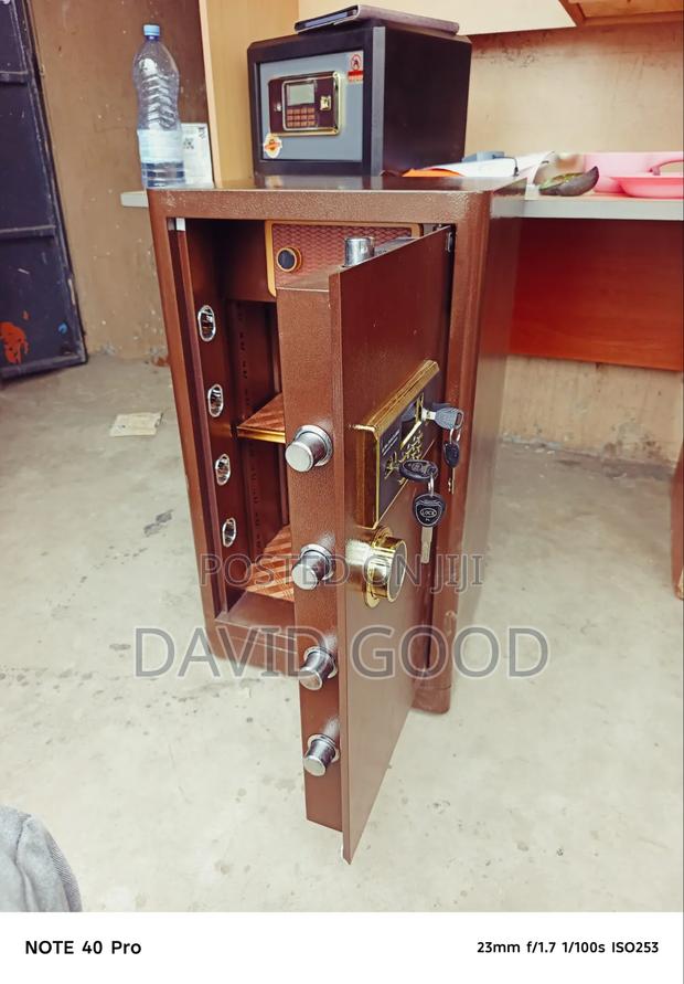 Cash Box Safe - main view