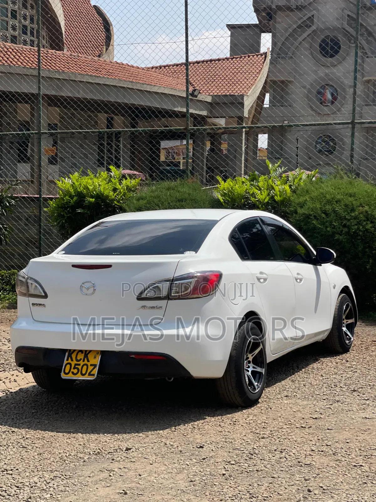 Mazda Axela 2010 White