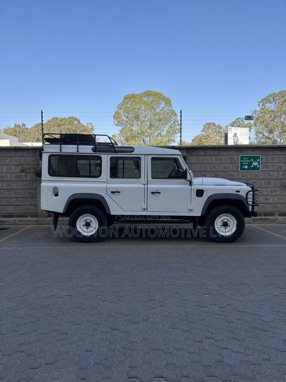 Land Rover Defender 2011 White