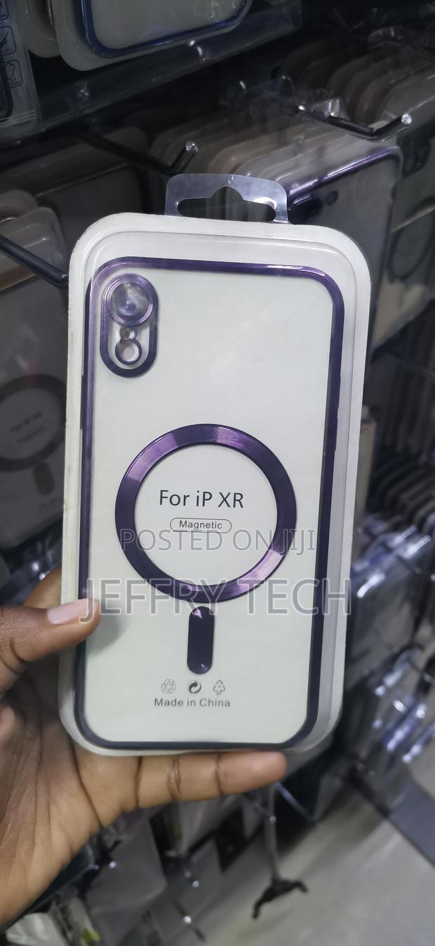 Apple iPhone XR - main view