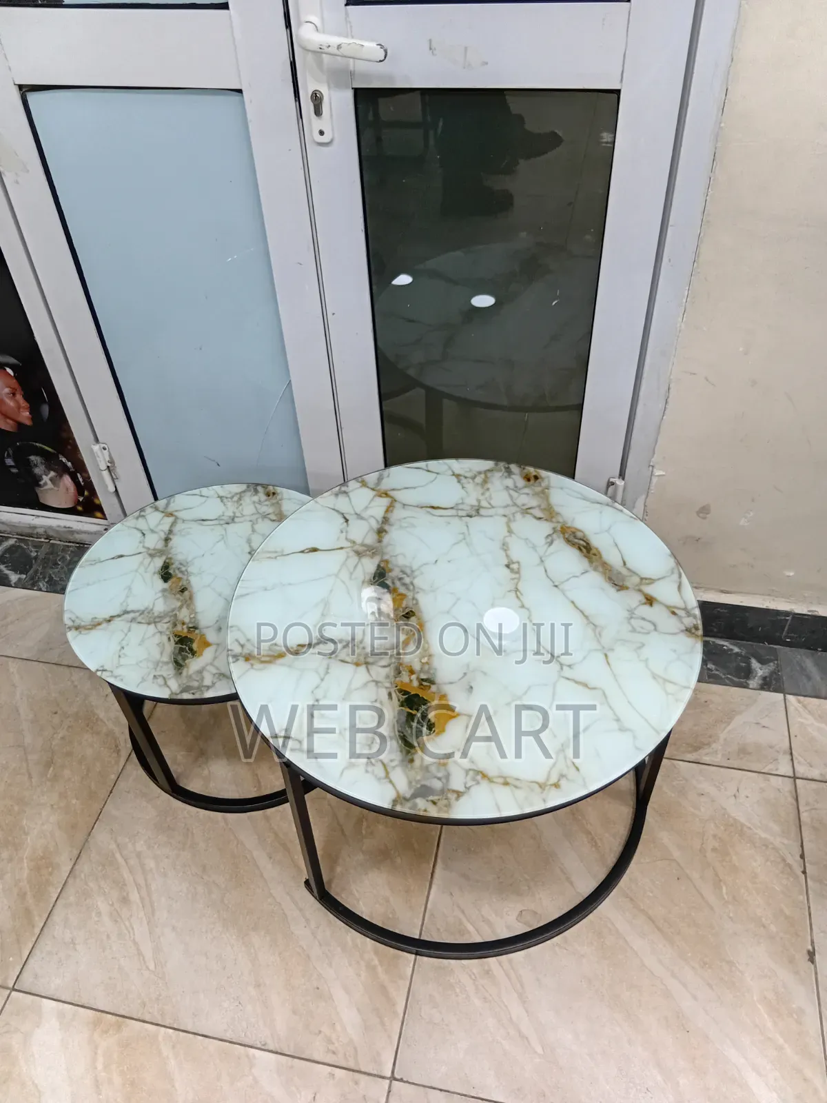 Modern 2-in-1 Nesting Coffee Table – Glass Effect