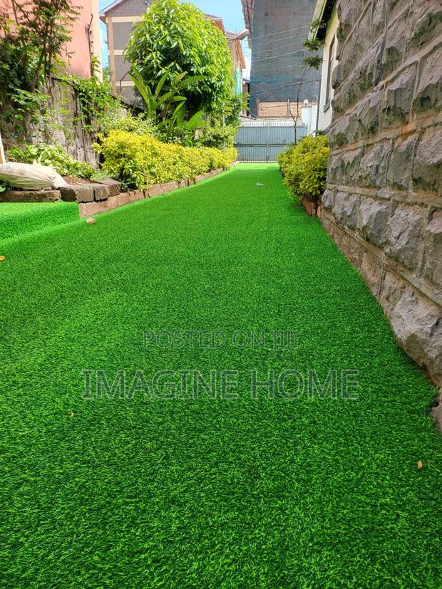Thick Artificial Turf Grass Carpet - thumbnail 2
