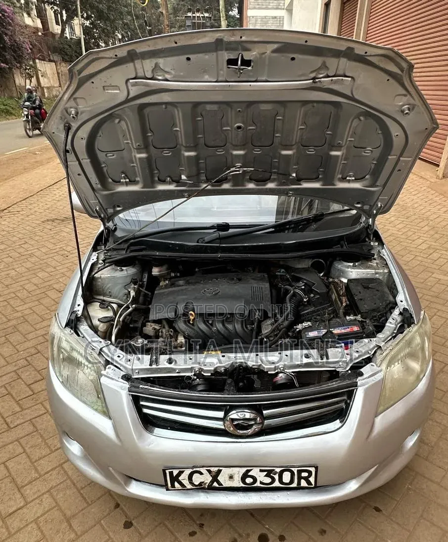 Toyota Axio 2012 Silver