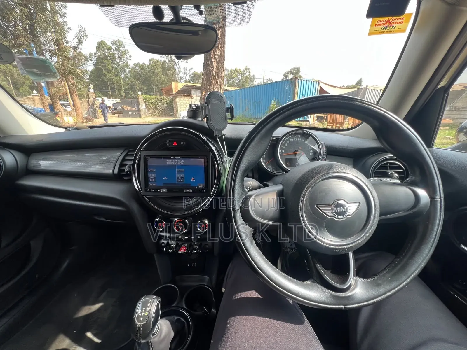 Mini Cooper 2017 White