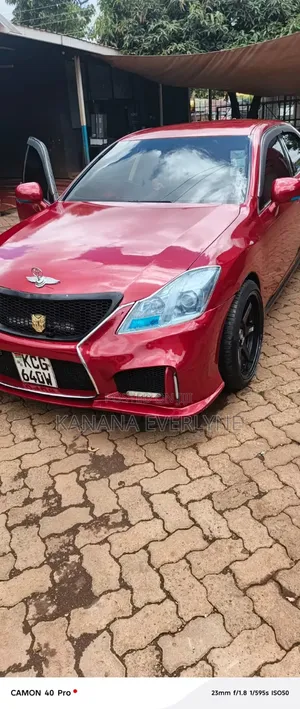 Toyota Crown 2009 Maroon