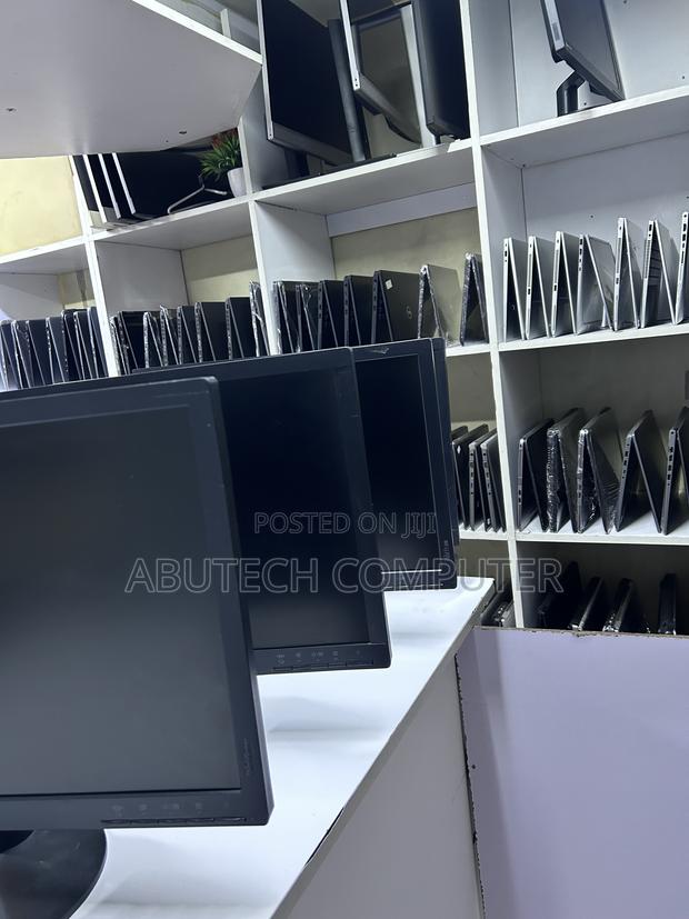 Lenovo Thinkvision - thumbnail 3