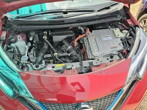Nissan Note 2019 Red