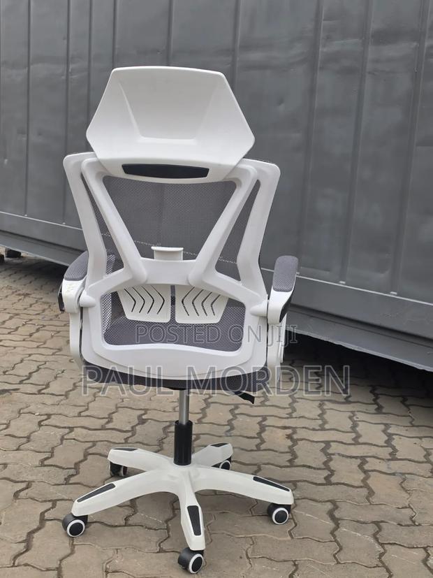 New Ergonomic White Back High Back Office Chair +Footrest