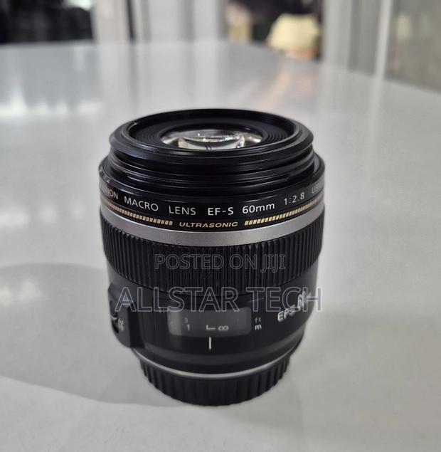 Canon 60mm Efs F2.8 Ultrasonic - thumbnail 2