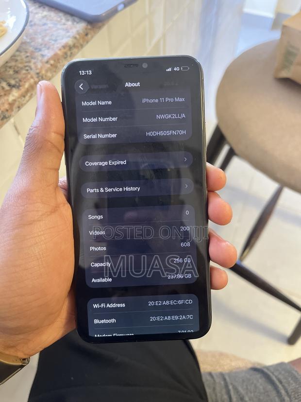 Apple iPhone 11 Pro Max 256 GB Black - thumbnail 2