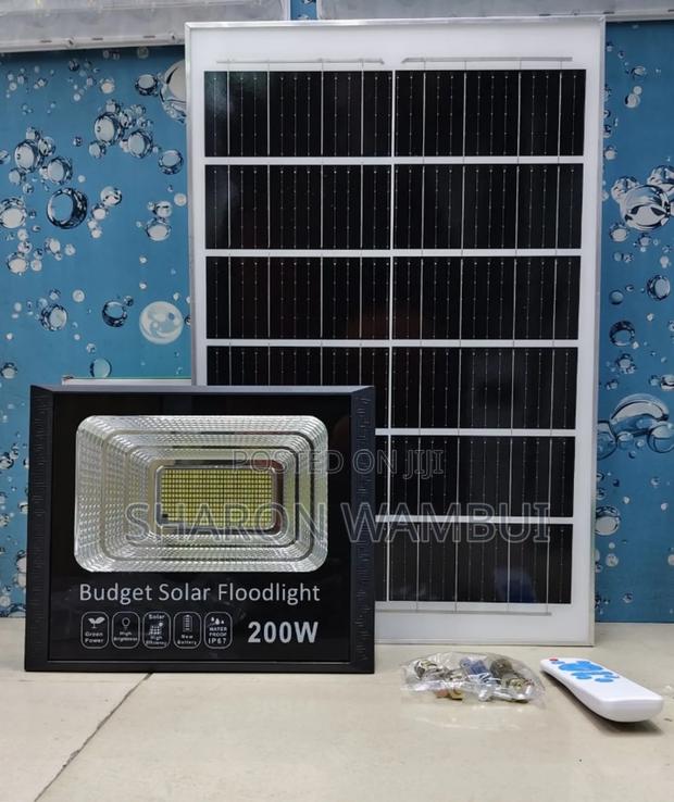 New 200W Budget Solar Floodlight/200w Budget Solar Floodlight - thumbnail 2