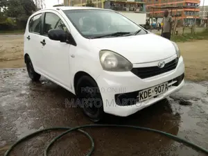 Daihatsu Mira 2014 White
