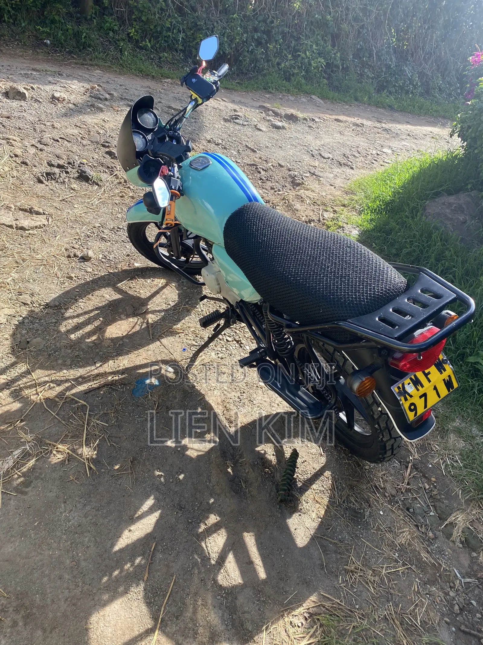 Bajaj Boxer 2022 Blue