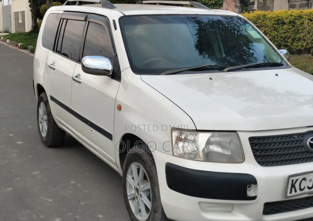 Toyota Succeed 2009 White