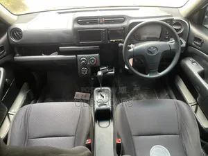 Toyota Probox 2014 White