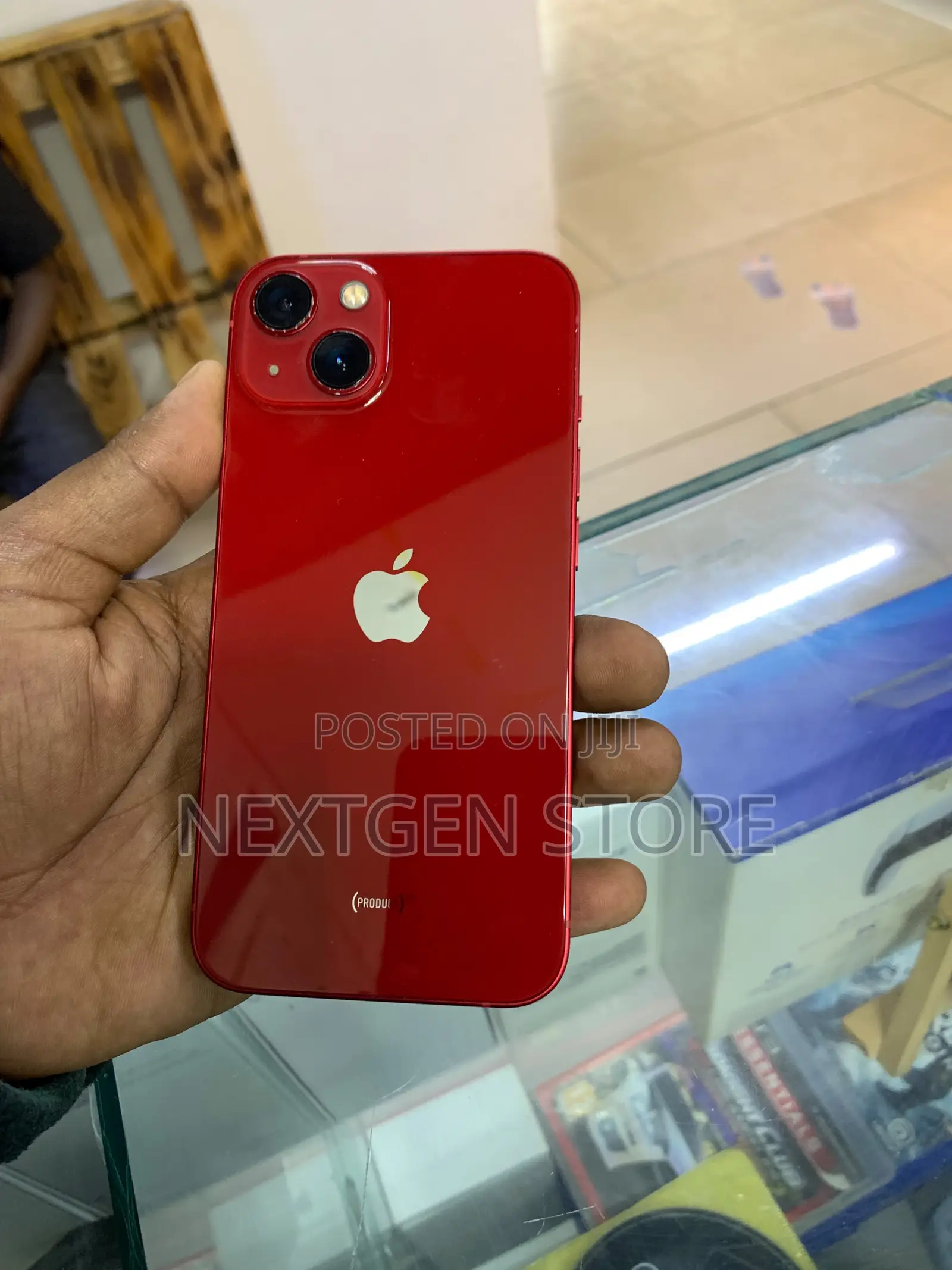 Apple iPhone 13 128 GB Red