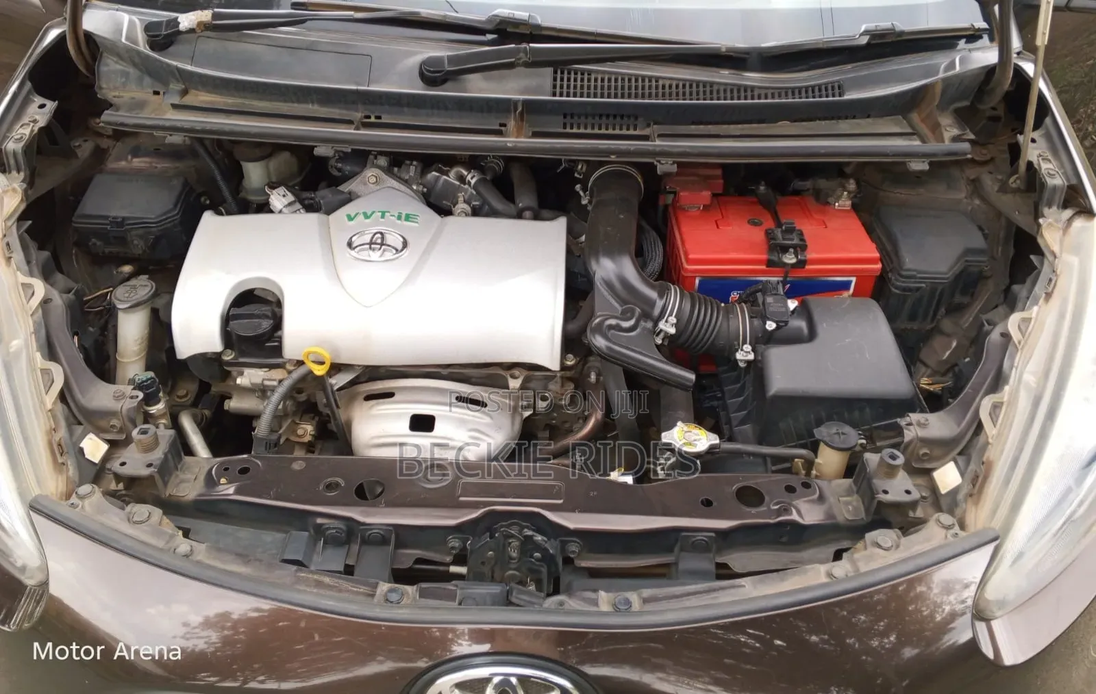 Toyota Sienta 2016