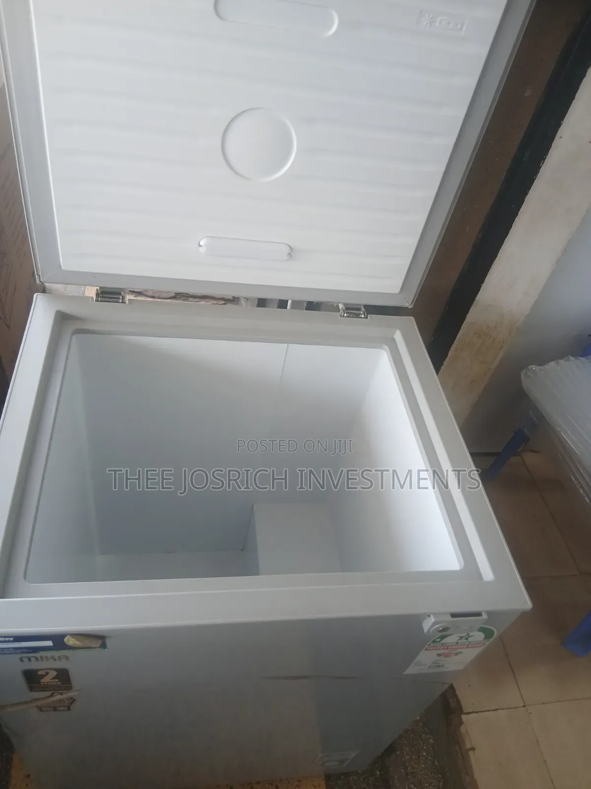 Mika 142 Litres Deep Freezer