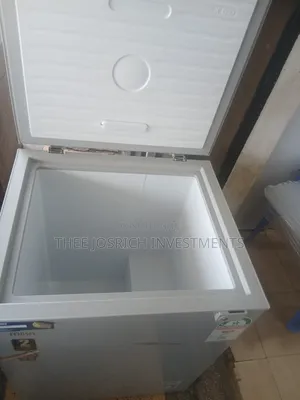 Mika 142 Litres Deep Freezer