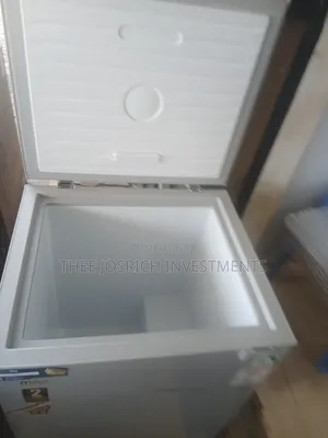 Mika 142 Litres Deep Freezer