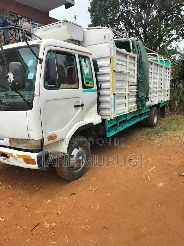 Lorry on Sale - thumbnail 3